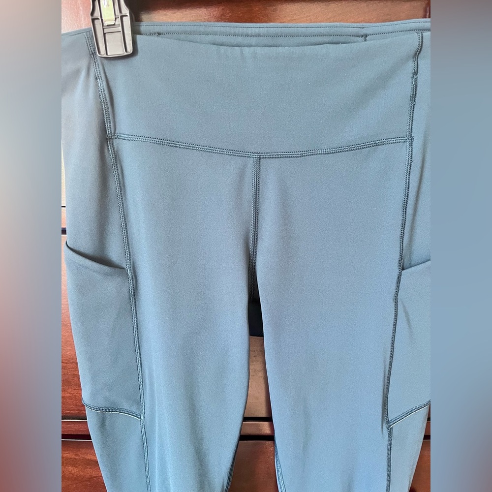 Lululemon Speed Up Mid-Rise Tight Legging 25” Size 6 NWOT